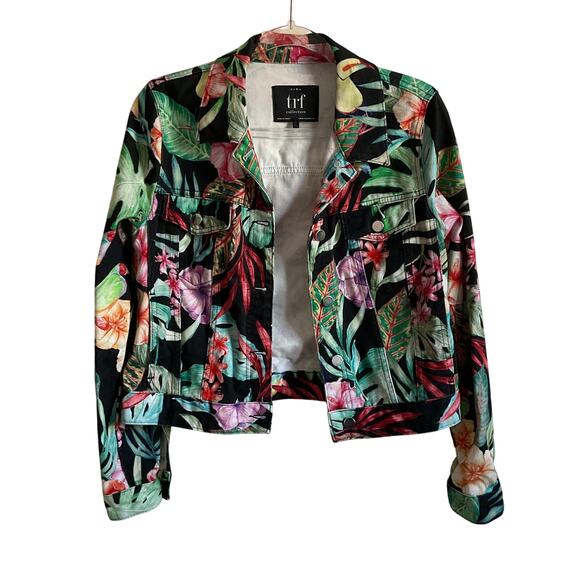 Zara Trafaluc Tropical Printed Cropped Denim Button Front Jacket - Size Medium - Picture 1 of 7